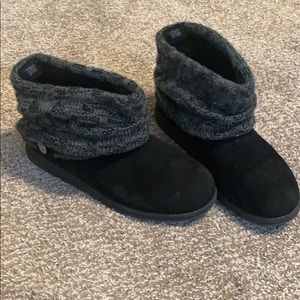 Muk luk booties